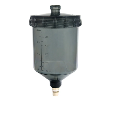 Spray gun tanks